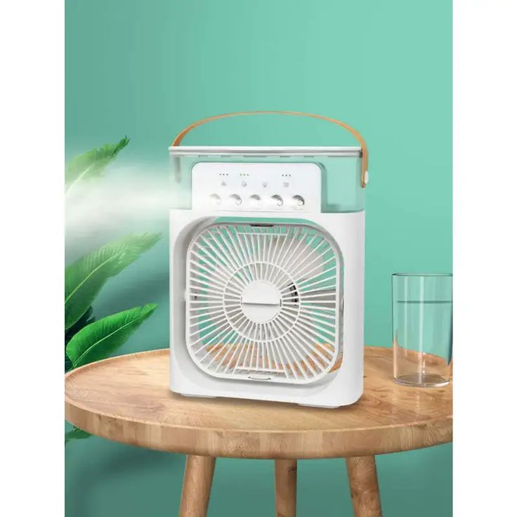 Rechargeable electric cooler