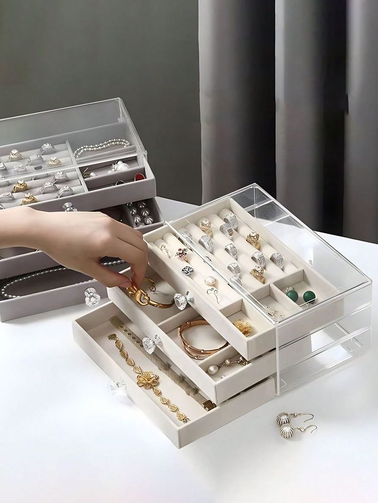 Acrylic Jewelry Organizer