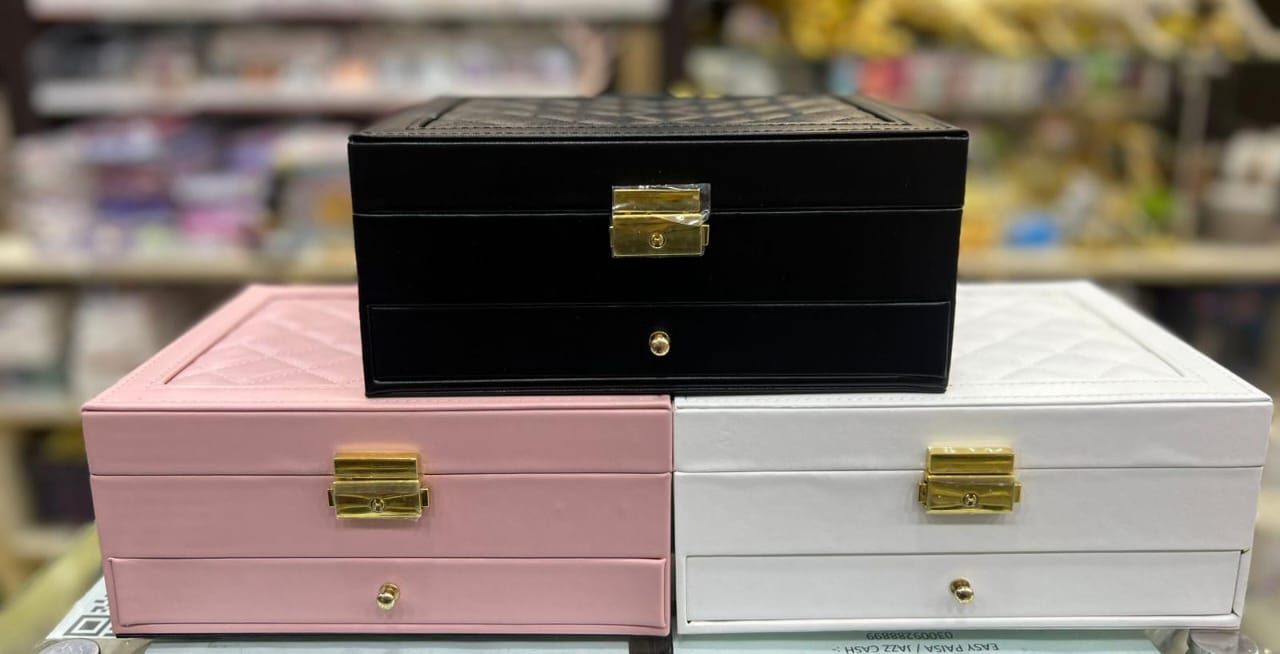 Ragzeen single jewelry organizer